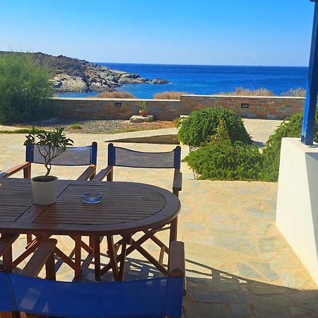 Peaceful Bay Hotel Megas Gialos - Nites Room photo