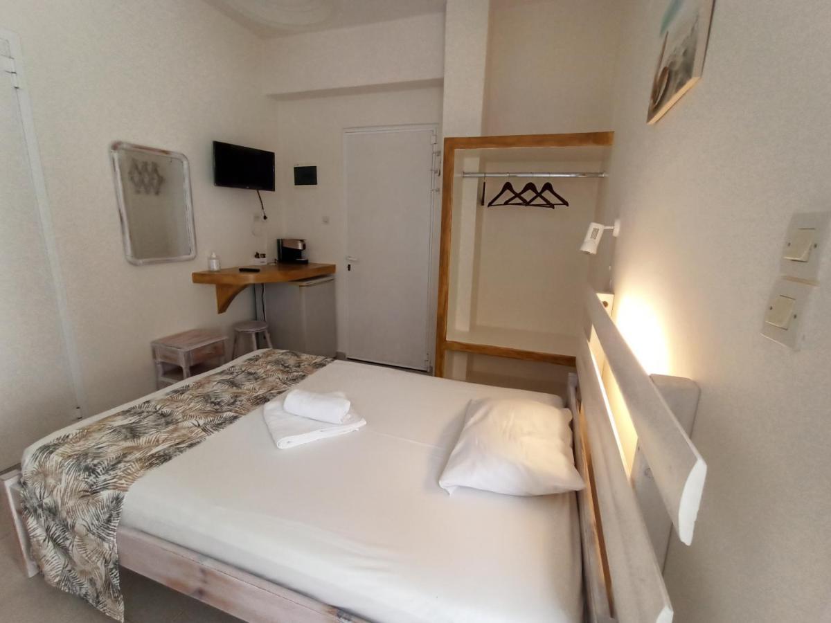 Peaceful Bay Hotel Megas Gialos - Nites Exterior photo