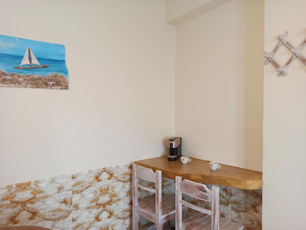 Peaceful Bay Hotel Megas Gialos - Nites Exterior photo