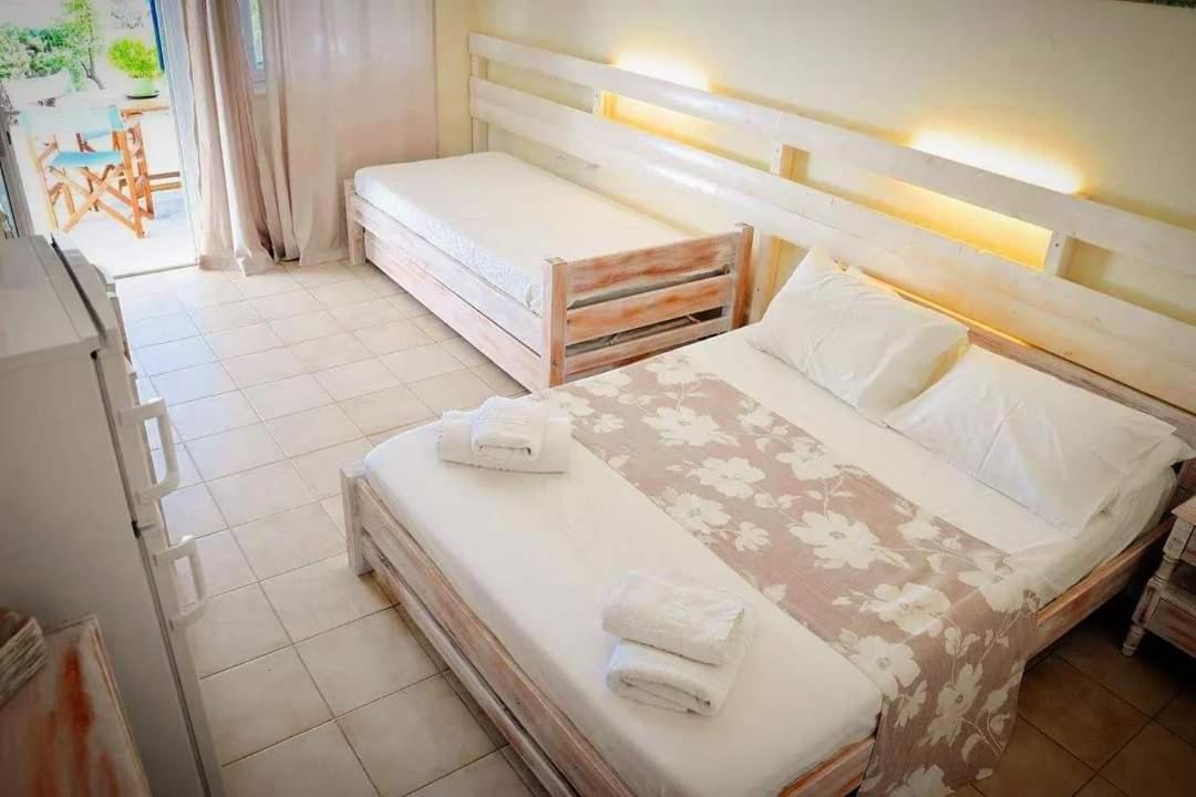 Peaceful Bay Hotel Megas Gialos - Nites Exterior photo